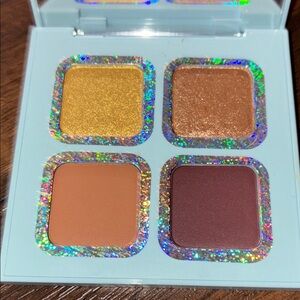 KOURT Kylie Cosmetics QUAD Eyeshadow Palette - 4 Gold, Orange, Brown, and Cream